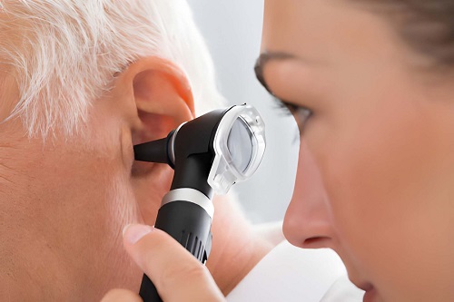 Best Doctor for Ear Treatment and Ear Surgery in South Mumbai